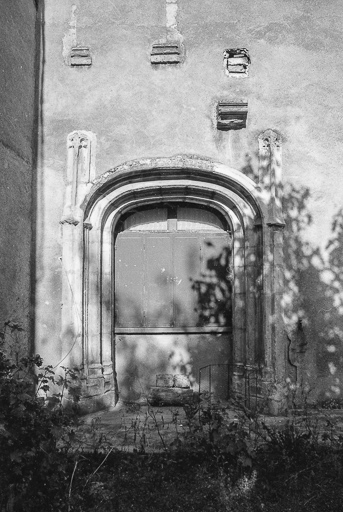 Détail d'une baie. © Bernard Lardière / Région Bourgogne-Franche-Comté, Inventaire du patrimoine - 1979