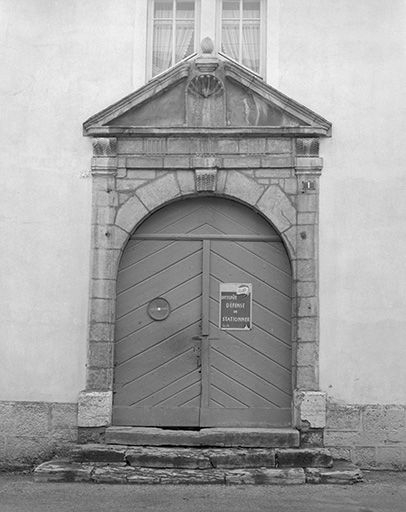 Le portail d'entrée. © Yves Sancey / Région Bourgogne-Franche-Comté, Inventaire du patrimoine - 1980