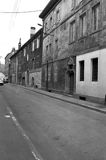 Façade sur la rue Gambetta. © Yves Sancey / Région Bourgogne-Franche-Comté, Inventaire du patrimoine - 1980