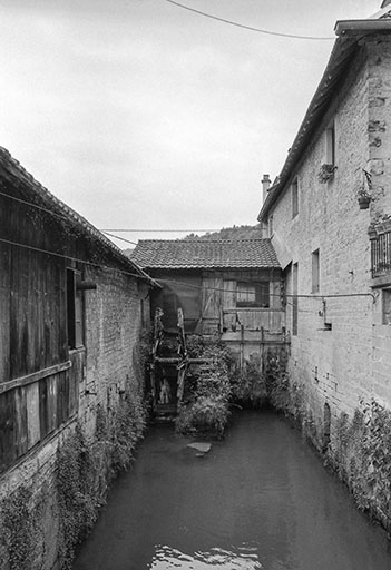 Vue de la roue. © Bernard Lardière / Région Bourgogne-Franche-Comté, Inventaire du patrimoine - 1980