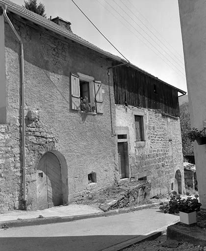 Maison située  rue de Jaubourg, cadastrée 1971 AC 66. © Yves Sancey / Région Bourgogne-Franche-Comté, Inventaire du patrimoine - 1980