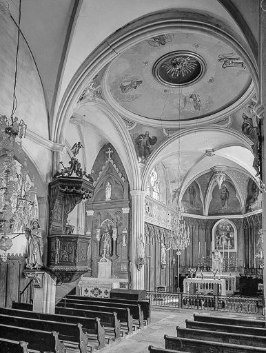 Intérieur : le choeur vu de trois quarts gauche. © Yves Sancey / Région Bourgogne-Franche-Comté, Inventaire du patrimoine - 1980