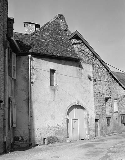 Façade antérieure. © Yves Sancey / Région Bourgogne-Franche-Comté, Inventaire du patrimoine - 1980