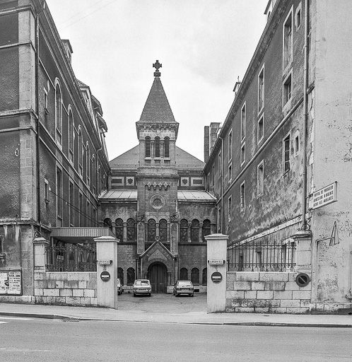 La chapelle, vue de face. © Yves Sancey / Région Bourgogne-Franche-Comté, Inventaire du patrimoine - 1980