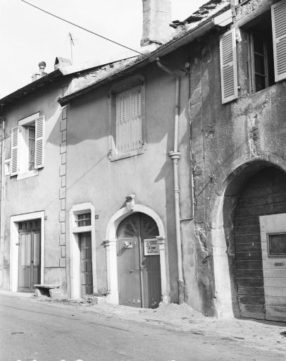 Façade antérieure. © Dominique Dominguez / Région Bourgogne-Franche-Comté, Inventaire du patrimoine - 1980