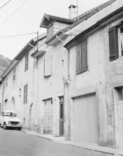 Façade antérieure. © Dominique Dominguez / Région Bourgogne-Franche-Comté, Inventaire du patrimoine - 1980