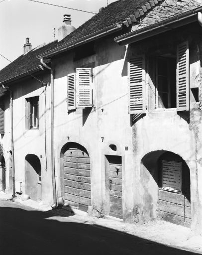 Façade antérieure. © Dominique Dominguez / Région Bourgogne-Franche-Comté, Inventaire du patrimoine - 1980