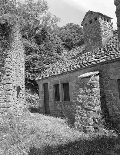 Face ouest, partie gauche. © Dominique Dominguez / Région Bourgogne-Franche-Comté, Inventaire du patrimoine - 1980