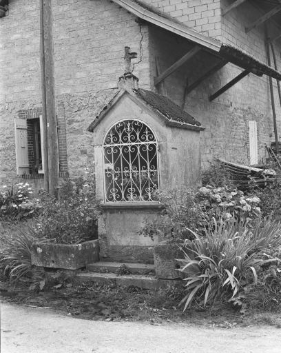 Vue d'ensemble. © Dominique Dominguez / Région Bourgogne-Franche-Comté, Inventaire du patrimoine - 1980