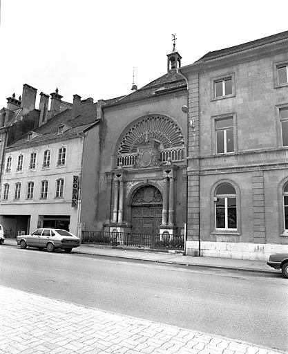 La chapelle vue de trois quarts. © Yves Sancey / Région Bourgogne-Franche-Comté, Inventaire du patrimoine - 1981