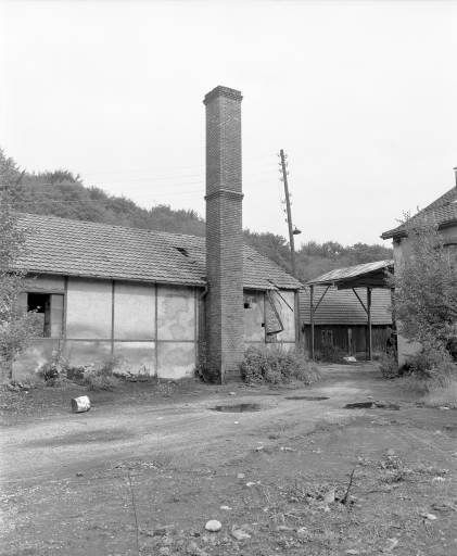 La chaufferie et sa cheminée en 1981. © Yves Sancey / Région Bourgogne-Franche-Comté, Inventaire du patrimoine - 1981