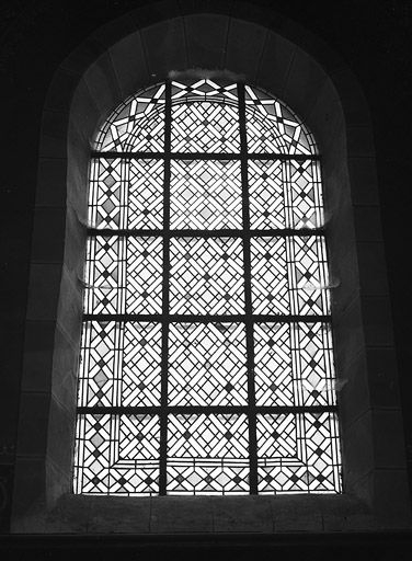 Verrière décorative, baie n° 3. © Jean-Luc Ligier / Région Bourgogne-Franche-Comté, Inventaire du patrimoine - 1981
