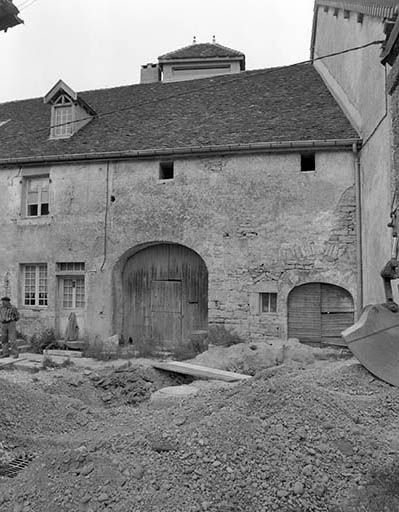 Façade antérieure, partie droite. © Yves Sancey / Région Bourgogne-Franche-Comté, Inventaire du patrimoine - 1981