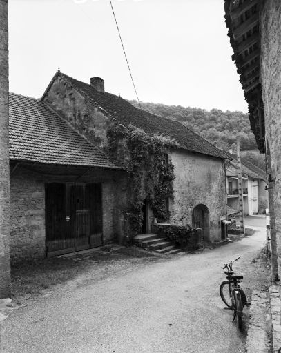 Façade antérieure © Yves Sancey / Région Bourgogne-Franche-Comté, Inventaire du patrimoine - 1981