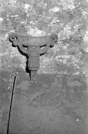 Décrottoir, dit racle-pied. © Dominique Dominguez / Région Bourgogne-Franche-Comté, Inventaire du patrimoine - 1981