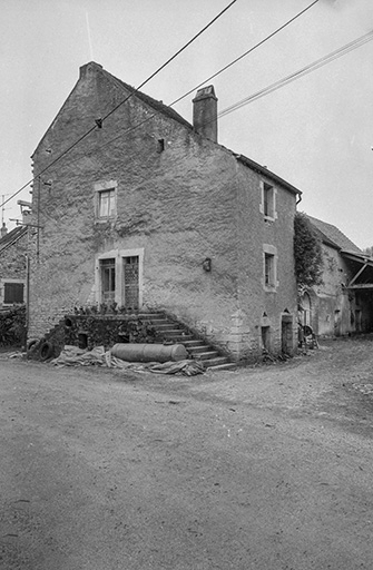 La partie habitation. © Bernard Lardière / Région Bourgogne-Franche-Comté, Inventaire du patrimoine - 1981