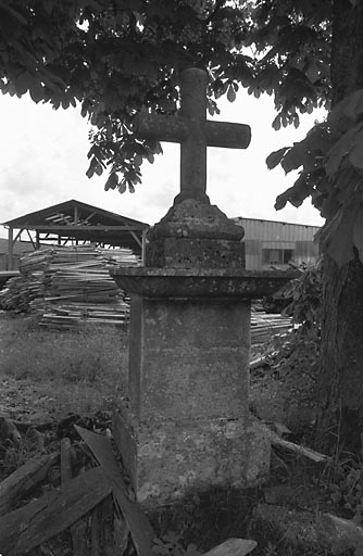 Vue d'ensemble. © Bernard Lardière / Région Bourgogne-Franche-Comté, Inventaire du patrimoine - 1981