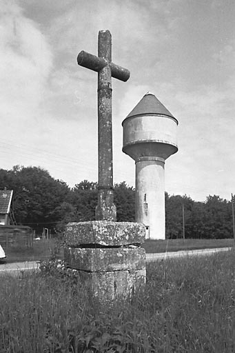 Vue d'ensemble. © Bernard Lardière / Région Bourgogne-Franche-Comté, Inventaire du patrimoine - 1981