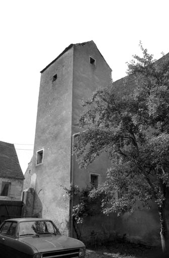 Façade sur impasse. © Bernard Lardière / Région Bourgogne-Franche-Comté, Inventaire du patrimoine - 1981