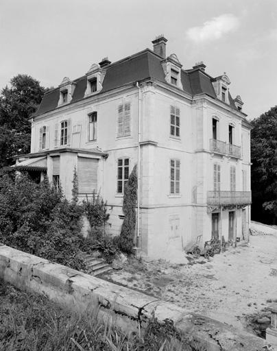 Façades ouest et sud en 1981. SRI. Enquête régionale sur les bâtiments industriels (1979-1981). © Yves Sancey / Région Bourgogne-Franche-Comté, Inventaire du patrimoine - 1981