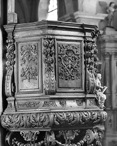 Détail : panneaux de la cuve. © Yves Sancey / Région Bourgogne-Franche-Comté, Inventaire du patrimoine - 1982