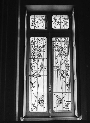 Baie du rez-de-chaussée. © Jean-Luc Ligier / Région Bourgogne-Franche-Comté, Inventaire du patrimoine - 1982