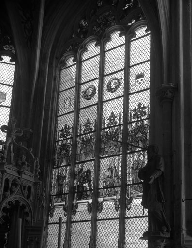 Baie 1 : saint Benoît, Apparition du Sacré-Coeur à Marguerite-Marie Alacoque, Jeanne d'Arc. © Yves Sancey / Région Bourgogne-Franche-Comté, Inventaire du patrimoine - 1982