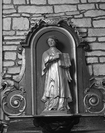 Le diacre : vue d'ensemble. © Yves Sancey / Région Bourgogne-Franche-Comté, Inventaire du patrimoine - 1982