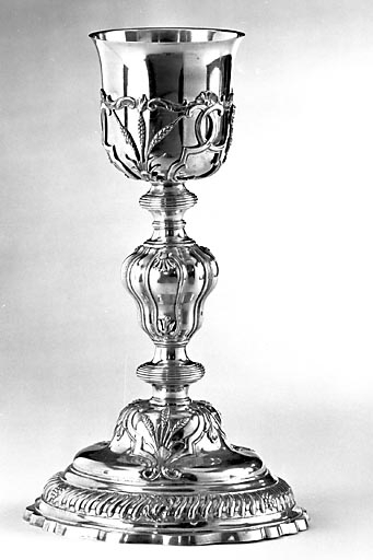 Vue d'ensemble du calice. © Yves Sancey / Région Bourgogne-Franche-Comté, Inventaire du patrimoine - 1982