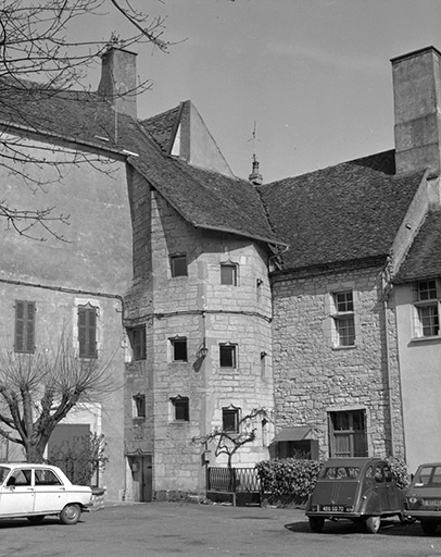 Détail : tour d'escalier. © Yves Sancey / Région Bourgogne-Franche-Comté, Inventaire du patrimoine - 1982