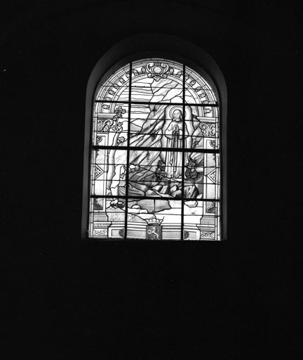 Baie n° 104 : Apparition de la Vierge à Lourdes. © Jean-Luc Ligier / Région Bourgogne-Franche-Comté, Inventaire du patrimoine - 1982