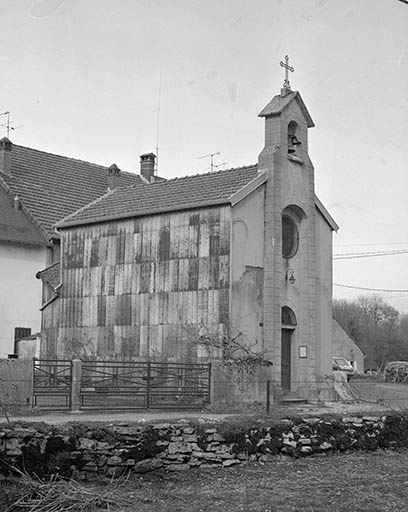 Vue de trois quarts gauche. © Yves Sancey / Région Bourgogne-Franche-Comté, Inventaire du patrimoine - 1983