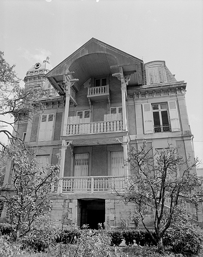 Façade postérieure, partie centrale. © Yves Sancey / Région Bourgogne-Franche-Comté, Inventaire du patrimoine - 1983