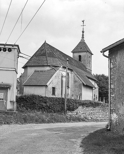 Chevet et sacristie. © Yves Sancey / Région Bourgogne-Franche-Comté, Inventaire du patrimoine - 1983