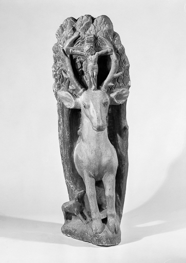 Détail : le cerf de face. © Yves Sancey / Région Bourgogne-Franche-Comté, Inventaire du patrimoine - 1983