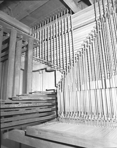 Mécanique, tirage des jeux vu de trois quarts droit. © Jérôme Mongreville / Région Bourgogne-Franche-Comté, Inventaire du patrimoine - 1985