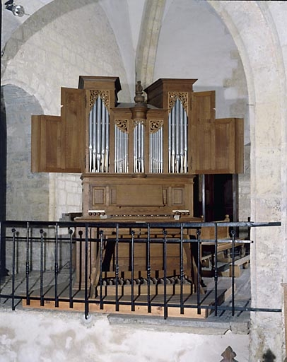 Vue générale de face. © Jérôme Mongreville / Région Bourgogne-Franche-Comté, Inventaire du patrimoine - 1985