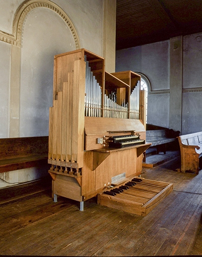 Vue générale de trois quarts droit. © Jérôme Mongreville / Région Bourgogne-Franche-Comté, Inventaire du patrimoine - 1985