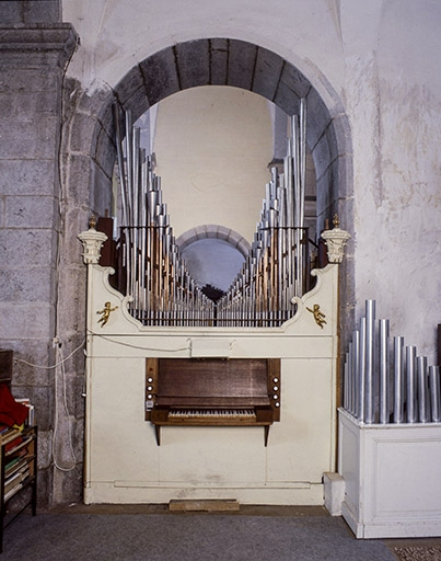 Vue générale de face, côté clavier. © Jérôme Mongreville / Région Bourgogne-Franche-Comté, Inventaire du patrimoine - 1986