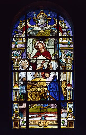 Mort de saint Joseph : baie 5 réalisée par l'atelier Vve J. Beyer et fils aîné à la fin du 19e siècle ou au début du 20e (grand personnage debout dans un encadrement d'architecture de style Renaissance). © Yves Sancey / Région Bourgogne-Franche-Comté, Inventaire du patrimoine - 1986