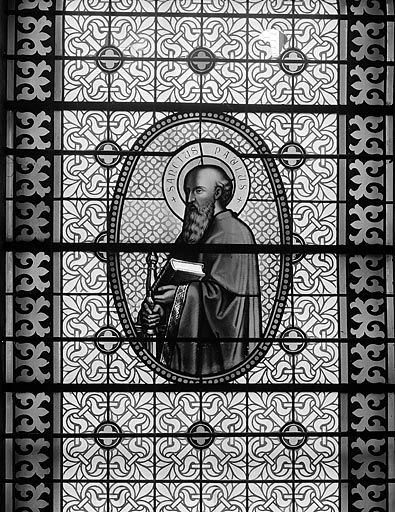 Baie 2 : le médaillon. © Yves Sancey / Région Bourgogne-Franche-Comté, Inventaire du patrimoine - 1987