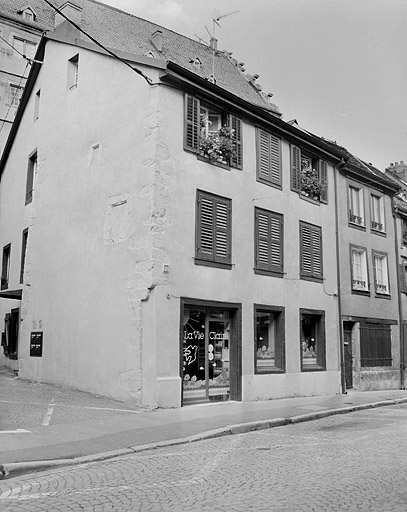 Maison 47, rue de Belfort. 16e siècle. Façade reprise par la suite. © Jérôme Mongreville / Région Bourgogne-Franche-Comté, Inventaire du patrimoine - 1987