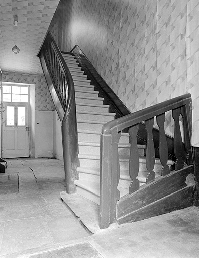 Escalier. © Jérôme Mongreville / Région Bourgogne-Franche-Comté, Inventaire du patrimoine - 1987