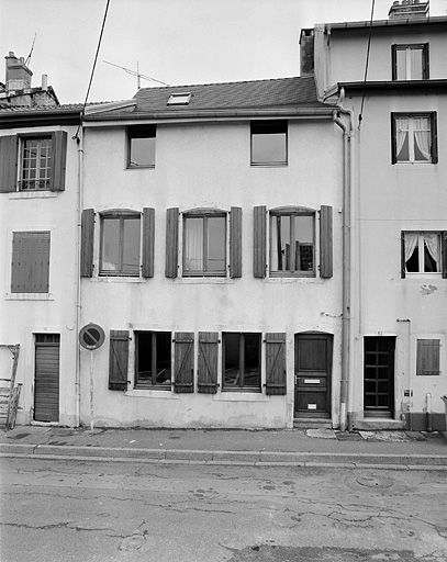Maison 16, rue des Potiers. 18e siècle. © Jérôme Mongreville / Région Bourgogne-Franche-Comté, Inventaire du patrimoine - 1987