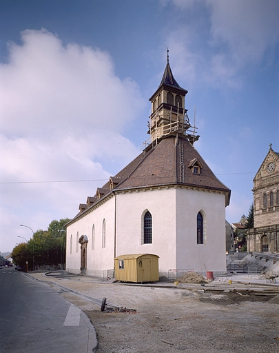 Vue d'ensemble des faces est et sud. © Jérôme Mongreville / Région Bourgogne-Franche-Comté, Inventaire du patrimoine - 1988
