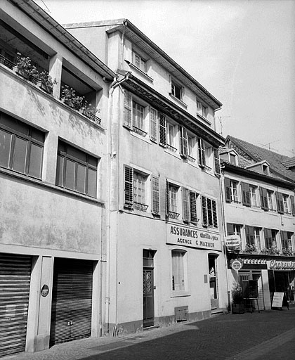 Façade sur rue. © Jérôme Mongreville / Région Bourgogne-Franche-Comté, Inventaire du patrimoine - 1989