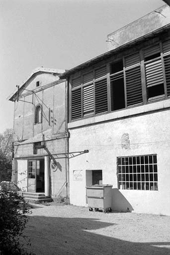 Pièce de séchage (F, G), depuis la cour. © Laurent Poupard / Région Bourgogne-Franche-Comté, Inventaire du patrimoine - 1989