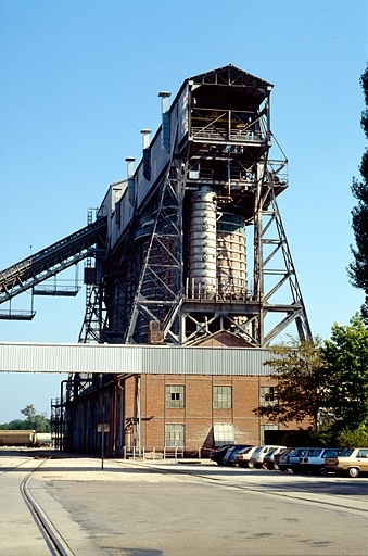Fours à chaux vus du sud. © Yves Sancey / Région Bourgogne-Franche-Comté, Inventaire du patrimoine - 1989 Fours à chaux vus du sud. © Yves Sancey / Région Bourgogne-Franche-Comté, Inventaire du patrimoine - 1989