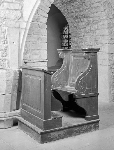 Vue d'une stalle. © Jérôme Mongreville / Région Bourgogne-Franche-Comté, Inventaire du patrimoine - 1989