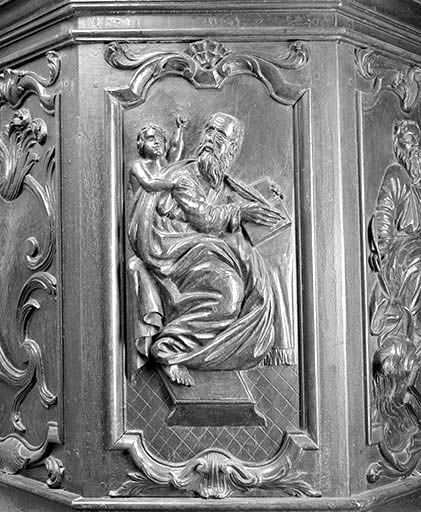 Premier panneau de la cuve : saint Matthieu. © Jérôme Mongreville / Région Bourgogne-Franche-Comté, Inventaire du patrimoine - 1989